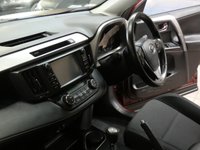 USED 2017 17 TOYOTA RAV4 2.5 VVT-I BUSINESS EDITION PLUS TSS 5d 197 BHP SAT NAV REAR VIEW CAMERA TOYOTA WARRANTY TILL JULY 2027 ONE OWNER FSH