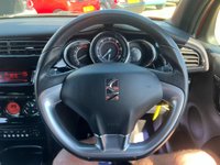 USED 2015 15 CITROEN DS3 1.6 E-HDI DSTYLE PLUS 3d 90 BHP Stunning Low Mileage DS3 with White on top of Cherry Red