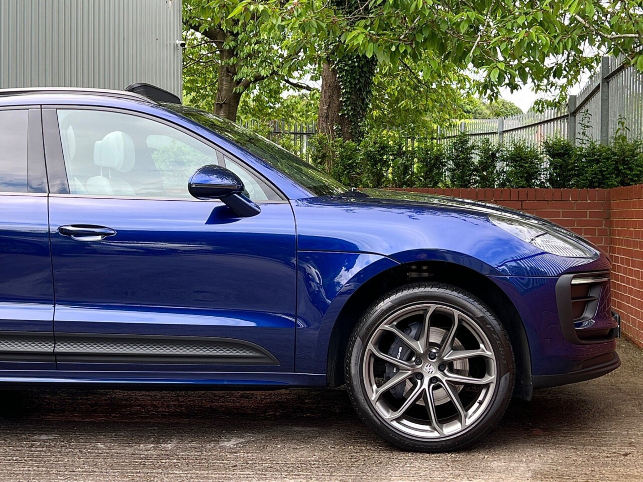 2021 71 PORSCHE MACAN 2.0L PDK 5d 262 BHP