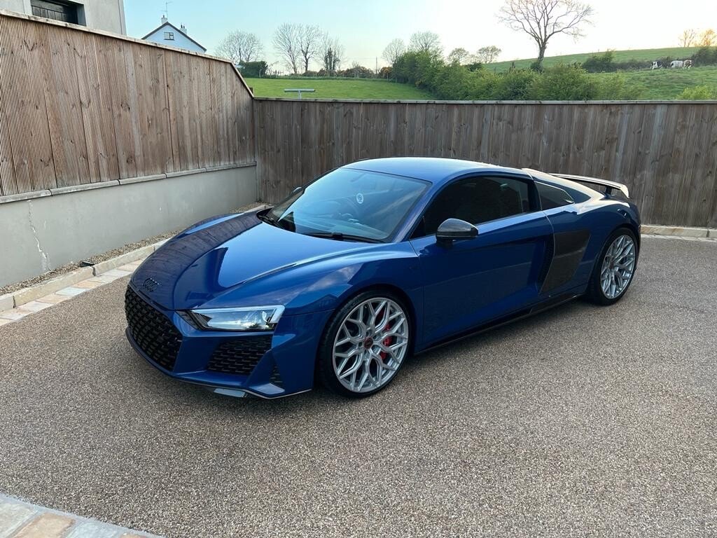 USED 2020 20 AUDI R8 5.2 V10 PERFORMANCE CARBON BLACK QUATTRO 2d 612 BHP 20" VOSSEN WHEELS OPTIONAL