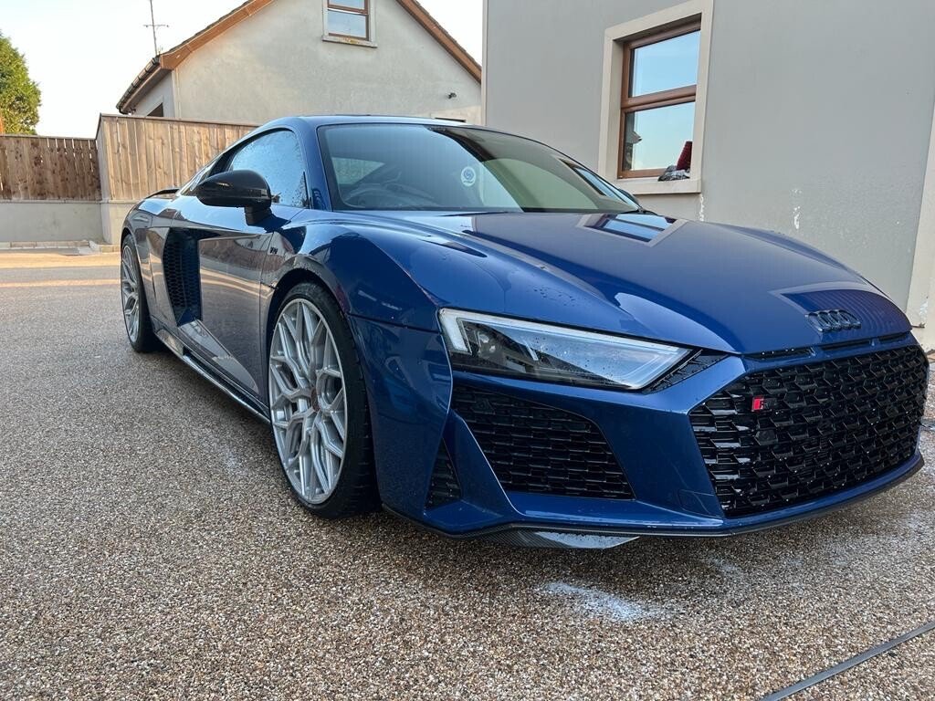 USED 2020 20 AUDI R8 5.2 V10 PERFORMANCE CARBON BLACK QUATTRO 2d 612 BHP 20" VOSSEN WHEELS OPTIONAL