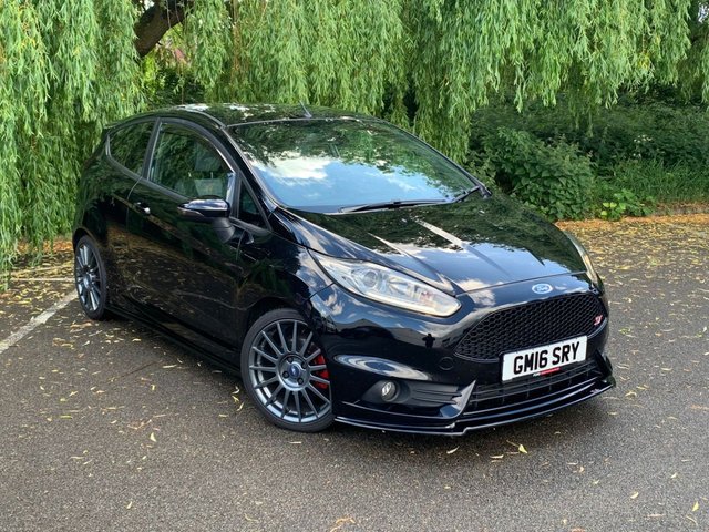 2016 16 Ford Fiesta 1.6 ST-3 3d 217 BHP