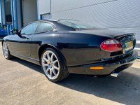 USED 2004 04 JAGUAR XKR Sports 4.2 XKR COUPE 2d 400 BHP 7k Extras,High Specification
