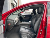 USED 2013 63 JAGUAR XF 3.0 D V6 LUXURY 4d 240 BHP 