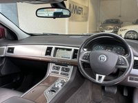 USED 2013 63 JAGUAR XF 3.0 D V6 LUXURY 4d 240 BHP 