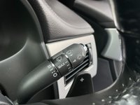USED 2013 63 JAGUAR XF 3.0 D V6 LUXURY 4d 240 BHP 