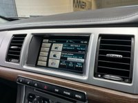USED 2013 63 JAGUAR XF 3.0 D V6 LUXURY 4d 240 BHP 