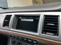 USED 2013 63 JAGUAR XF 3.0 D V6 LUXURY 4d 240 BHP 