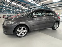 USED 2010 59 TOYOTA AURIS 1.6 SR VALVEMATIC 5d 132 BHP 
