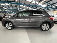 USED 2010 59 TOYOTA AURIS 1.6 SR VALVEMATIC 5d 132 BHP 