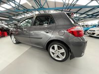 USED 2010 59 TOYOTA AURIS 1.6 SR VALVEMATIC 5d 132 BHP 