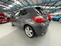 USED 2010 59 TOYOTA AURIS 1.6 SR VALVEMATIC 5d 132 BHP 