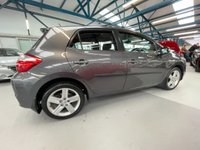 USED 2010 59 TOYOTA AURIS 1.6 SR VALVEMATIC 5d 132 BHP 