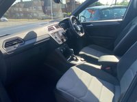 USED 2018 18 VOLKSWAGEN TIGUAN 2.0 R LINE TSI BMT 4MOTION DSG 5d 177 BHP Panoramic Sunroof + Navigation