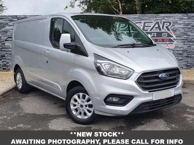 Used Ford Transit Custom vans for sale 