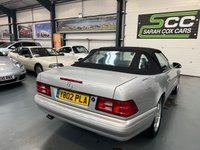 USED 2001 Y MERCEDES-BENZ SL 2.8 SL280 2dr CHERISHED EXAMPLE. LOW MILES.