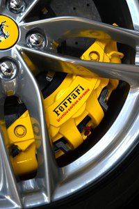 USED 2016 FERRARI 488 3.9 SPIDER 2d 660 BHP 