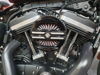 USED 2017 17 HARLEY-DAVIDSON SPORTSTER 883, IRON, MY17 WITH VANCE & HINES EXHAUSTS