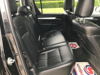 USED 2017 67 TOYOTA HI-LUX 2.4 INVINCIBLE X 4WD D-4D DCB 148 BHP FULL LEATHER + SAT NAV ** NO VAT **