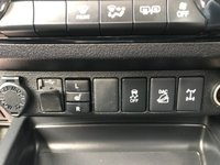USED 2017 67 TOYOTA HI-LUX 2.4 INVINCIBLE X 4WD D-4D DCB 148 BHP FULL LEATHER + SAT NAV ** NO VAT **