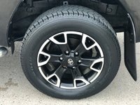 USED 2017 67 TOYOTA HI-LUX 2.4 INVINCIBLE X 4WD D-4D DCB 148 BHP FULL LEATHER + SAT NAV ** NO VAT **
