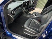 USED 2018 67 MERCEDES-BENZ GLC-CLASS 3.0 GLC 350 D 4MATIC AMG LINE PREMIUM PLUS 4d 255 BHP F/S/H, Sunroof, Huge Spec