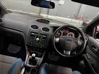 USED 2007 07 FORD FOCUS 2.5 ST-2 3d 225 BHP * 18 INCH ALLOY WHEELS * PRIVACY * AIR CON *