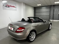 USED 2007 57 MERCEDES-BENZ SLK 3.5 SLK350 2d 269 BHP * CLIMATE * PARKING SENSORS *  NAV * LEATHER * 17" ALLOYS *