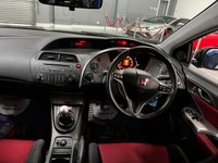 USED 2009 09 HONDA CIVIC 2.0 I-VTEC TYPE-R GT 3d 198 BHP * CLIMATE * 18 INCH ALLOYS * ONLY 25K MILES * 1 OWNER FROM NEW *