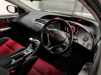 USED 2009 09 HONDA CIVIC 2.0 I-VTEC TYPE-R GT 3d 198 BHP * CLIMATE * 18 INCH ALLOYS * ONLY 25K MILES * 1 OWNER FROM NEW *