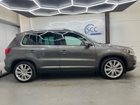 USED 2012 12 VOLKSWAGEN TIGUAN 2.0 SPORT TDI BLUEMOTION TECHNOLOGY 4MOTION DSG 5d 138 BHP Over &pound;5k Extras,DAB,Bluetooth