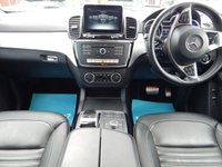 USED 2017 67 MERCEDES-BENZ GLE-CLASS 3.0 GLE 350 D 4MATIC AMG LINE PREMIUM PLUS 4d 255 BHP 1 Owner-Full MB History-Rear Ent