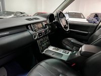 USED 2012 12 LAND ROVER RANGE ROVER 4.4 TDV8 WESTMINSTER 5d 313 BHP * SUNROOF * PARK SENSORS * CRUISE * CLIMATE * NAV * HEATED LEATHER SEATS * 19" ALLOYS *