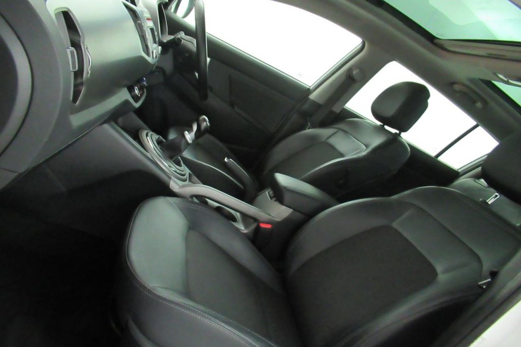 USED 2014 14 KIA SPORTAGE 1.7 CRDI 2 ISG 5d 114 BHP 