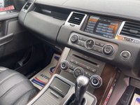 USED 2010 10 LAND ROVER RANGE ROVER SPORT 3.0 TDV6 HSE 5d 245 BHP 3 OWNER, BIG SPEC CAR, 20" ALLOYS, F..S.H, SAT NAV, RECENT CAMBELT AND MOT