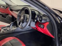 USED 2017 17 ALFA ROMEO GIULIA 2.0 TB SUPER 4d 198 BHP Spectacular Alfa Romeo Giulia 2.0 TB Super, Gloss black, black / red Leather inserts interior, in stock and ready for FREE UK DELIVERY