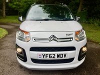 USED 2013 62 CITROEN C3 PICASSO 1.4 SELECTION 5d 94 BHP ONLY 32,000 MILES//1 RETIRED FROM DRIVING OWNER//ALLOYS/AIRCON//ALPINE WHITE//STUNNING CONDITION//X8 CITROEN DEALER SERVICE STAMPS//X2 NEW FRONT TYRES 94 BHP ONLY 32,000 MILES//1 RETIRED FROM DRIVING OWNER//ALLOYS/AIRCON//ALPINE WHITE//STUNNING CONDITION//X8 CITROEN DEALER SERVICE STAMPS\PANORAMIC SUNROOF