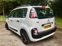 USED 2013 62 CITROEN C3 PICASSO 1.4 SELECTION 5d 94 BHP ONLY 32,000 MILES//1 RETIRED FROM DRIVING OWNER//ALLOYS/AIRCON//ALPINE WHITE//STUNNING CONDITION//X8 CITROEN DEALER SERVICE STAMPS//X2 NEW FRONT TYRES 94 BHP ONLY 32,000 MILES//1 RETIRED FROM DRIVING OWNER//ALLOYS/AIRCON//ALPINE WHITE//STUNNING CONDITION//X8 CITROEN DEALER SERVICE STAMPS\PANORAMIC SUNROOF