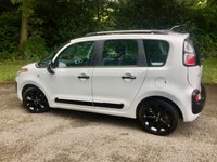 USED 2013 62 CITROEN C3 PICASSO 1.4 SELECTION 5d 94 BHP ONLY 32,000 MILES//1 RETIRED FROM DRIVING OWNER//ALLOYS/AIRCON//ALPINE WHITE//STUNNING CONDITION//X8 CITROEN DEALER SERVICE STAMPS//X2 NEW FRONT TYRES 94 BHP ONLY 32,000 MILES//1 RETIRED FROM DRIVING OWNER//ALLOYS/AIRCON//ALPINE WHITE//STUNNING CONDITION//X8 CITROEN DEALER SERVICE STAMPS\PANORAMIC SUNROOF