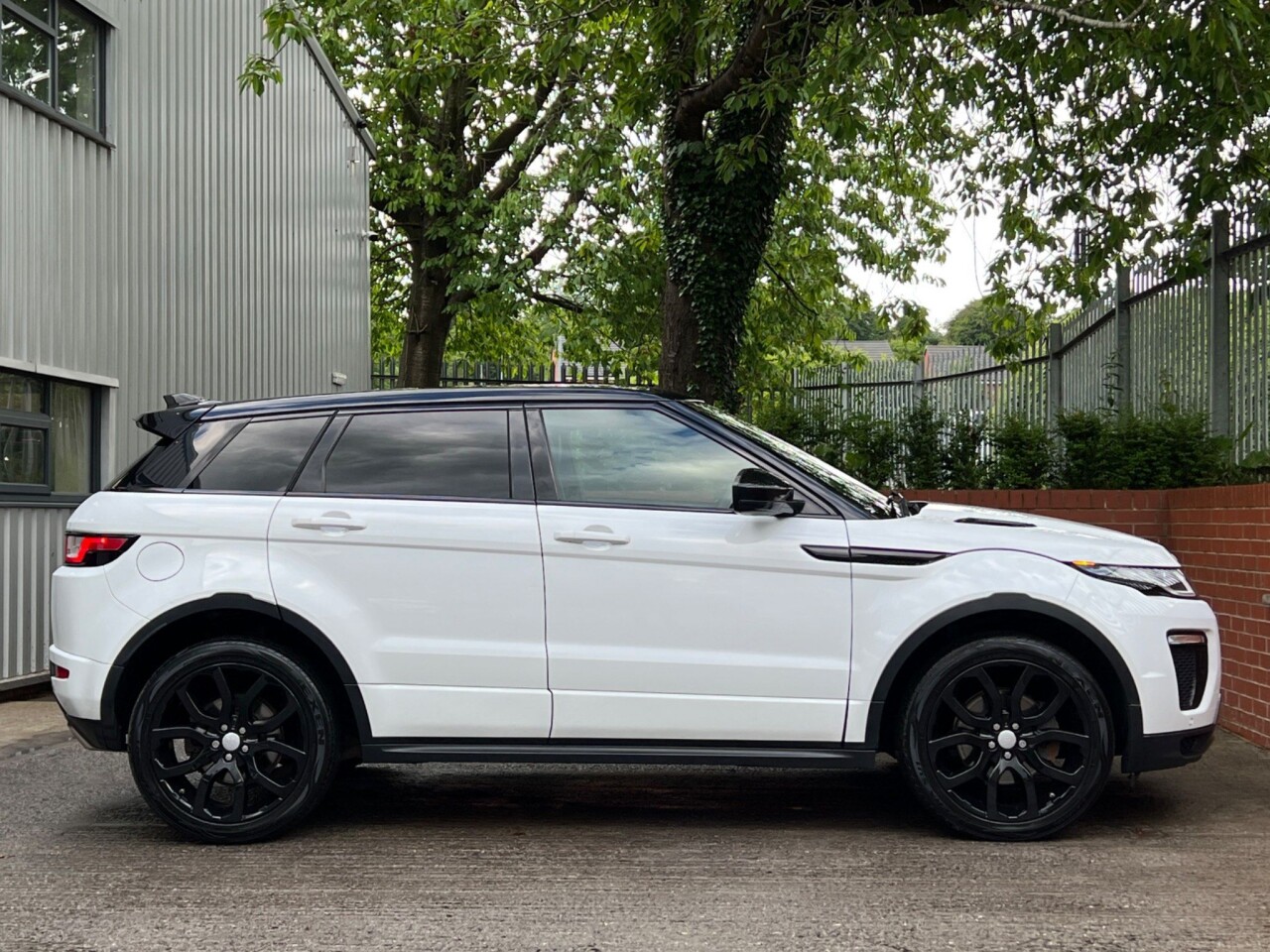 2018 67 LAND ROVER RANGE ROVER EVOQUE 2.0L TD4 HSE DYNAMIC 5d AUTO 177 BHP