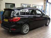 USED 2018 68 BMW 2 SERIES 2.0 220D XDRIVE LUXURY GRAN TOURER 5d 188 BHP 7 SEATS SAT NAV LEATHER PARKING SENSORS