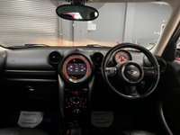 USED 2013 13 MINI COUNTRYMAN 2.0 COOPER D ALL4 5d 110 BHP * CRUISE * HEATED FRONT SEATS * PAN ROOF * PARKING SENSORS *