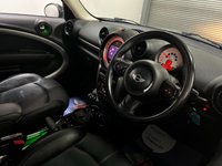 USED 2013 13 MINI COUNTRYMAN 2.0 COOPER D ALL4 5d 110 BHP * CRUISE * HEATED FRONT SEATS * PAN ROOF * PARKING SENSORS *