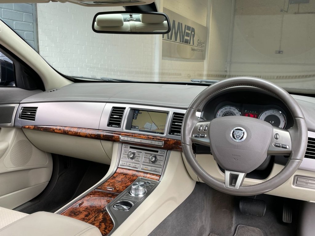 USED 2010 60 JAGUAR XF 3.0 V6 PREMIUM LUXURY 4d 240 BHP 