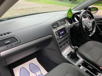 USED 2014 64 VOLKSWAGEN GOLF 1.6 MATCH TDI BLUEMOTION TECHNOLOGY 5d 103 BHP 64 VW GOLF MATCH TECH EDITION 5DR - 1.6 TDi BLUE-MOTION - ZERO ROAD TAX - 60+ MPG - PARK ASSIST - AUTO FOLDING MIRRORS - ONLY 1 FORMER KEEPER - SERVICE HISTORY