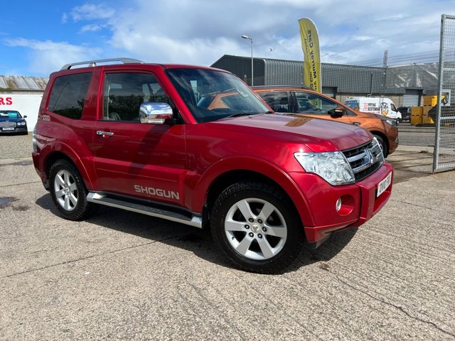 2010 10 Mitsubishi Shogun 3.2 DI-D WARRIOR 3d 197 BHP