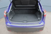 USED 2017 17 NISSAN QASHQAI 1.2 N-VISION DIG-T XTRONIC 5d 113 BHP Fabulous condition...5 Nissan Services, Navigation, Heated Seats, Bluetooth, 360' Cameras...