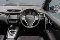 USED 2017 17 NISSAN QASHQAI 1.2 N-VISION DIG-T XTRONIC 5d 113 BHP Fabulous condition...5 Nissan Services, Navigation, Heated Seats, Bluetooth, 360' Cameras...