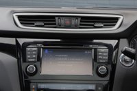 USED 2017 17 NISSAN QASHQAI 1.2 N-VISION DIG-T XTRONIC 5d 113 BHP Fabulous condition...5 Nissan Services, Navigation, Heated Seats, Bluetooth, 360' Cameras...