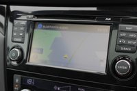 USED 2017 17 NISSAN QASHQAI 1.2 N-VISION DIG-T XTRONIC 5d 113 BHP Fabulous condition...5 Nissan Services, Navigation, Heated Seats, Bluetooth, 360' Cameras...